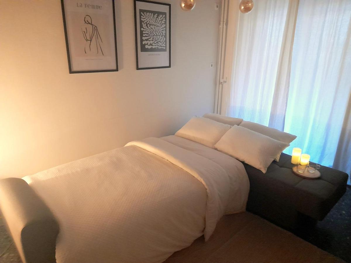Wisdom'S Nest Athens Apartment ภายนอก รูปภาพ